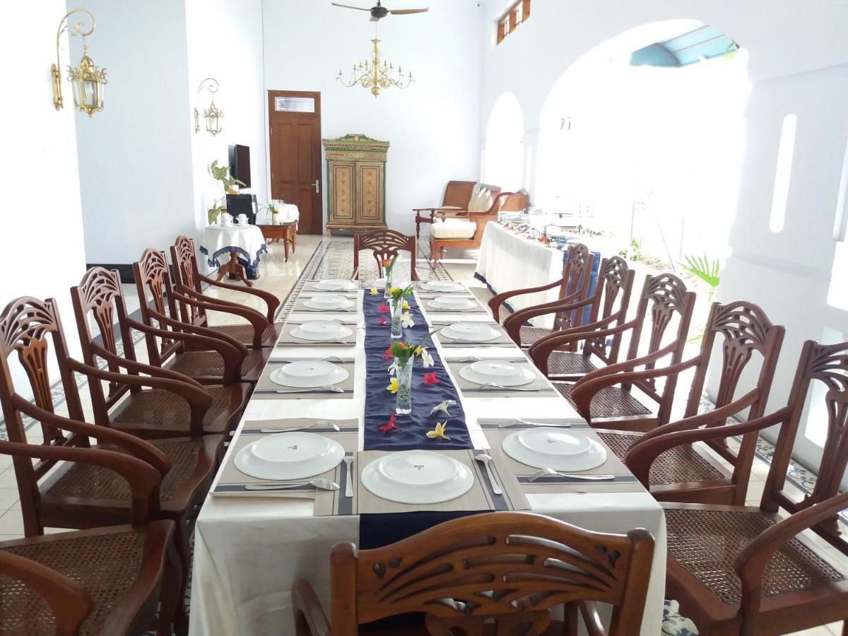 Griya Asih Hotel Джокякарта Екстериор снимка
